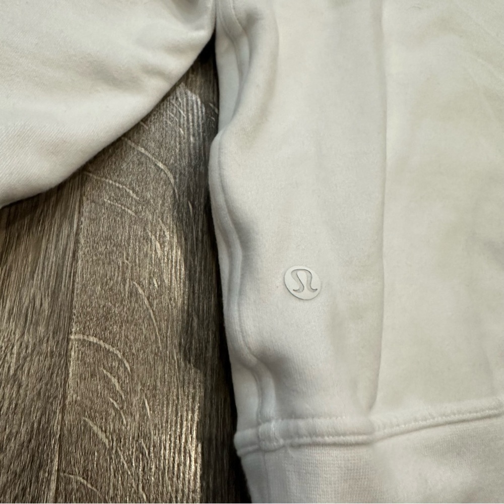 Lululemon Women’s All Yours Hoodie White Fleece Cozy Size S Soft Fleece Comfy - Picture 9 of 9